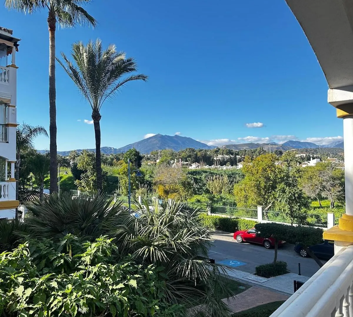 Spacious Apartment Near Puerto Banus Marbella 0*,  España