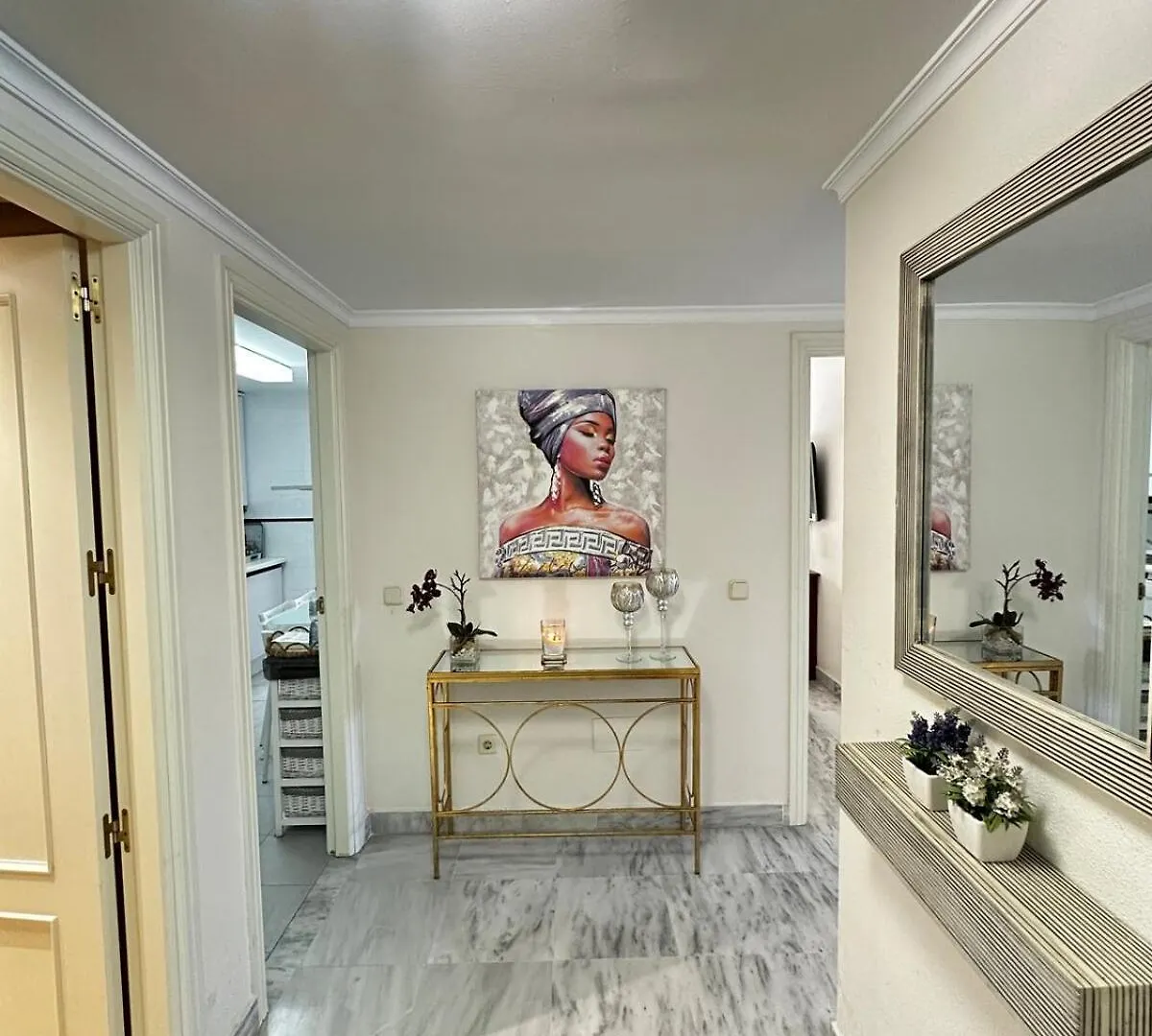 Spacious Apartment Near Puerto Banus Marbella